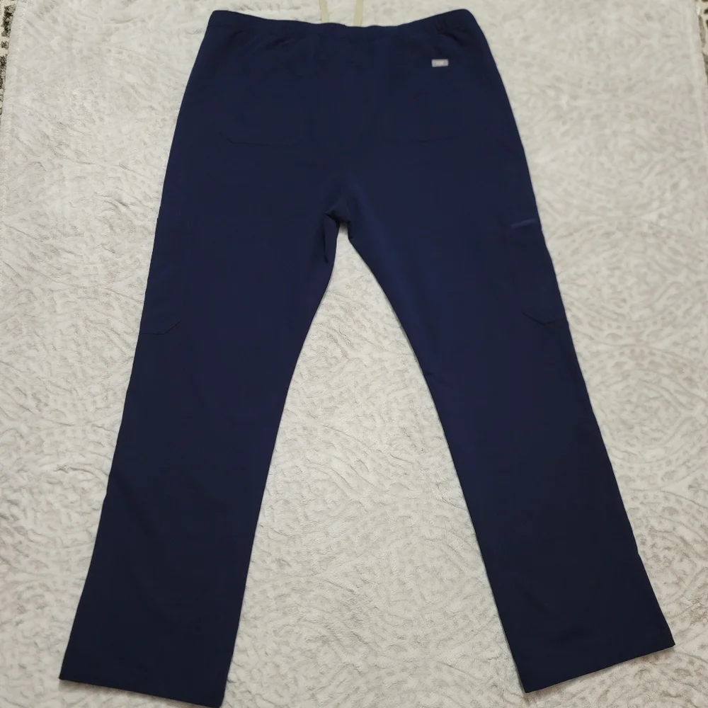 FIGS- Cairo Cargo Scrub Pants Men's Navy Blue Size XXL Medical Nurse Doctor